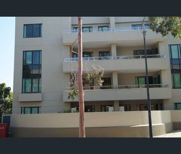 3/4 Mercer Street, Geelong, Vic 3220 - Photo 1