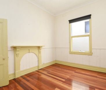 17 Bank Street, Richmond VIC 3121 - House For Rent | Domain - Photo 1
