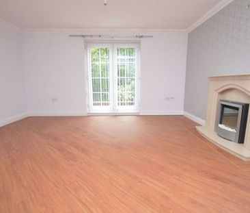 2 Bedroom Apartment - Photo 2