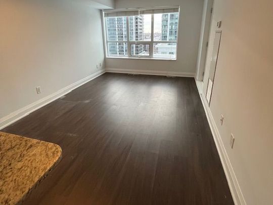 For Lease - 20 N Park Road Unit# 909, Vaughan, Ontario - Photo 1