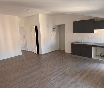 Location Appartement 2 pièces 48m² ST AMBROIX 30500 - Photo 2