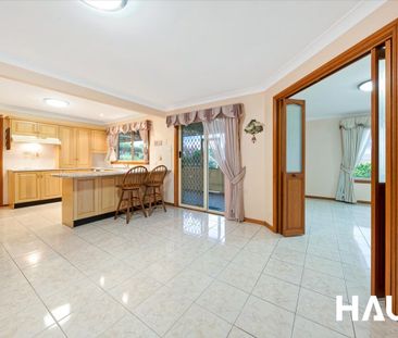 Beautiful Family Home | Freshly Painted & New Flooring | Prime Loca... - Photo 2