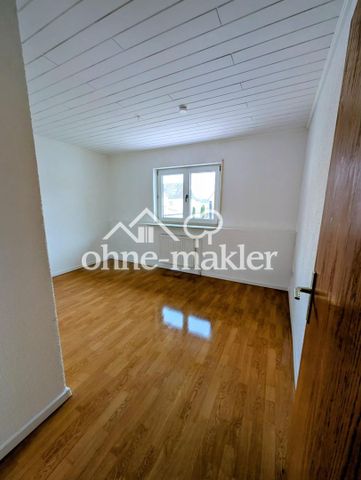 Frisch renoviert & viel Platz: 3,5-Zimmer-Wohnung mit Stellplatz & Mehrzweckraum - Photo 4