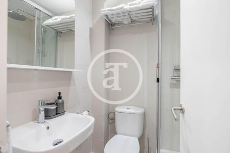 Piso de alquiler en Carrer D'alcanar, La Barceloneta - Photo 3