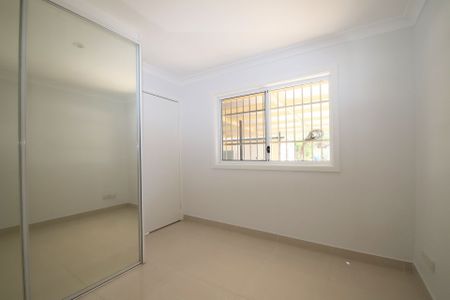 Spacious Four Bedroom Family Home - Photo 3