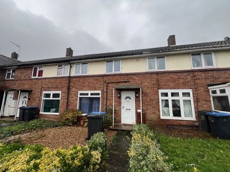 Potters Field, Harlow - Photo 2