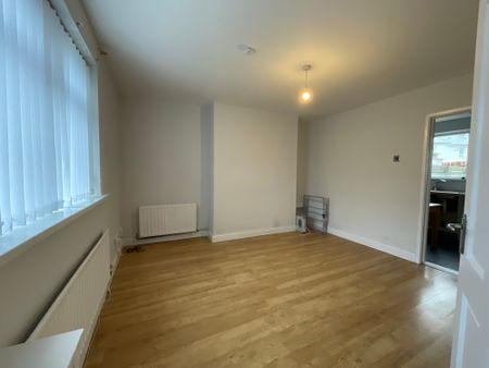 8 Donaldson Crescent, Belfast, BT13 3LQ - Photo 5
