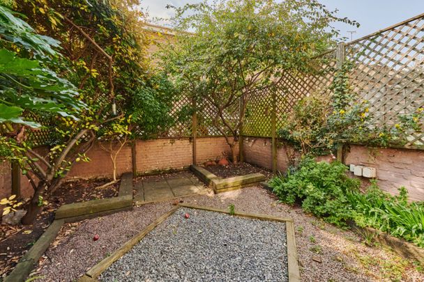 Warwick Avenue, Maida Vale, London, W9 2PP - Photo 1