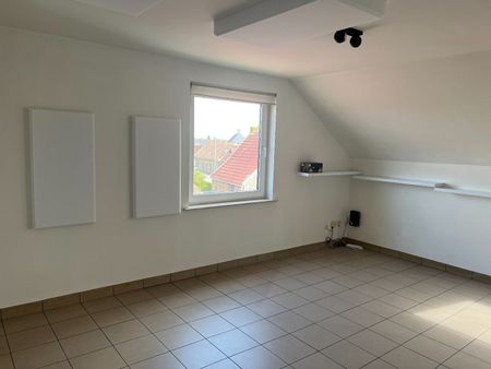 Geriefelijk en gezellig 1-slaapkamerappartement in het knusse Zuienkerke! - Photo 3