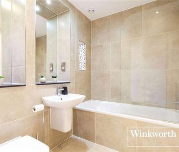 Regents Park Road, Finchley, London, N3 - Photo 2