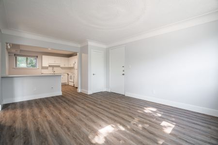 For Lease - 2161 Ghent Avenue Unit# 4, Burlington, Ontario - Photo 3