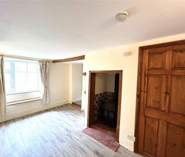 2 bedroom terraced house to rent - Photo 3
