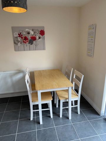 3 Bed Terraced House, Cherry Tree Drive, CV4 - Photo 2