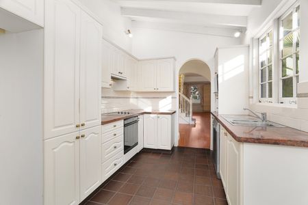 36 Brisbane Street, Bondi Junction NSW 2022 - House For Rent | Domain - Photo 3