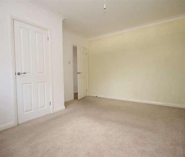 Birdham Court, Steyne Road, PO35 - Photo 3