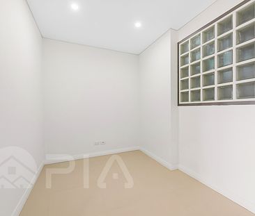 Modern 2 bedroom plus study apartment close to amenities for lease - Photo 4