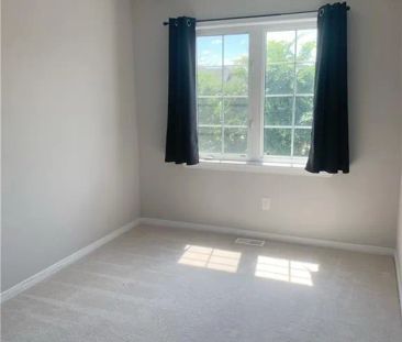 488 DUNDONALD DRIVE - Photo 3