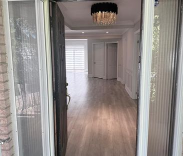 For Lease - 218 Baker Avenue, Richmond Hill, Ontario - Photo 4