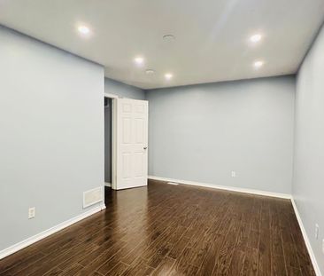 For Lease - 7 Bison Run Road, Brampton, Ontario - Photo 2