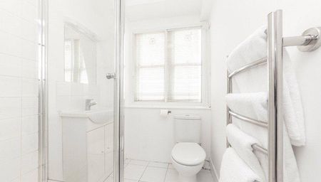 Studio to rent - Photo 5