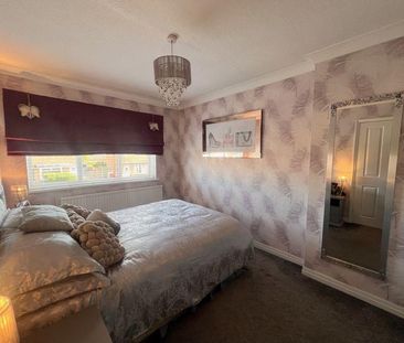2 bedroom property to rent - Photo 1