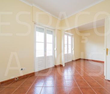 Ajuda, Lisbon - Photo 1