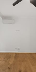 Conveniently Located Three Bedroom Apartment - Photo 4