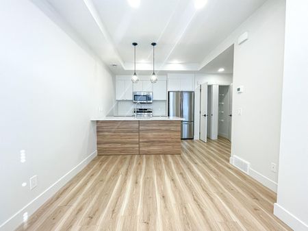 10060 46 St NE, Calgary - Photo 3