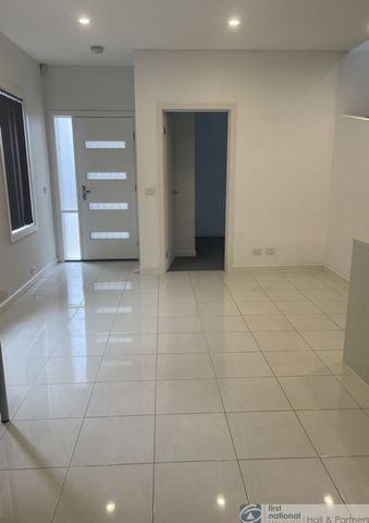 3 bedroom unit house, excellent location - Photo 2