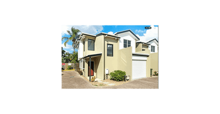 Peaceful three-bedroom townhome offers a relaxed lifestyle with exceptional convenience - Photo 5