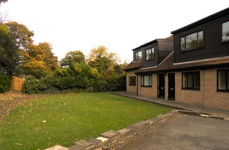 1 bedroom flat to rent - Photo 2
