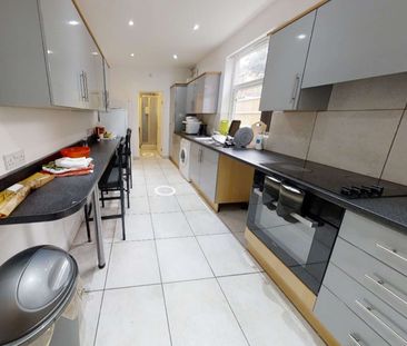 Lorne Road Room 5 - Photo 1