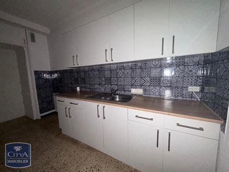 Location Appartement 3 pièces 55m² CARPENTRAS 84200 - Photo 2