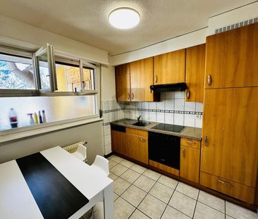 CENTRAL AND ENTIÈREMENT RÉNOVÉ - Photo 2