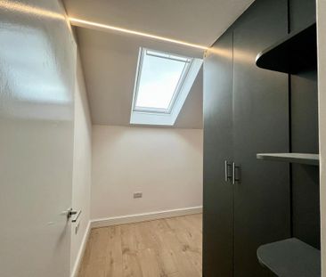 3 bedroom flat to rent - Photo 3