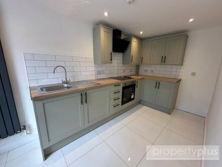 2 bedroom terraced house to rent - Photo 5
