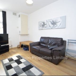 1 Bedroom Flats in Hyde Park, Leeds - Photo 1