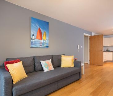 2 Bed Flat, Barnfield House, M3 - Photo 1