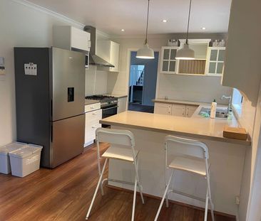 Spacious Family Home in Sought After Bayview Location - Photo 4