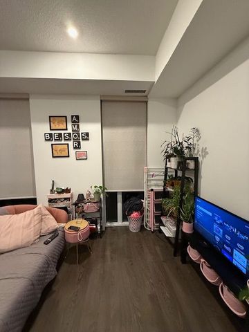 For Lease - 2055 Danforth Avenue Unit# 410, Toronto, Ontario - Photo 4