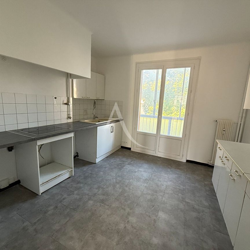 Location Appartement 3 pièces 79m² - Photo 1