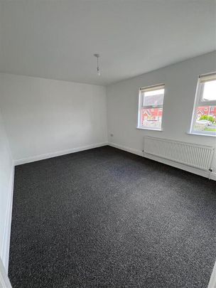 70 Oak Grove, Banbridge, BT32 3GT - Photo 1