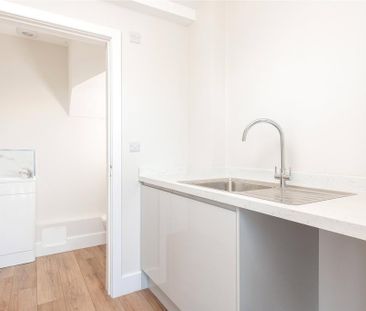 3 bedroom house to rent - Photo 3