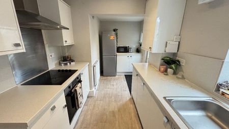 1 bedroom house to rent - Photo 2