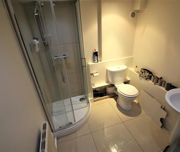 Thornville Mount, Hyde Park, LS6 1JX, Leeds - Photo 1