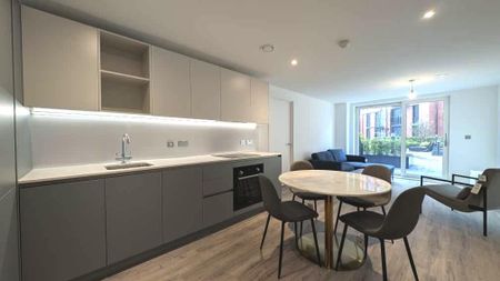 The Railings, Middlewood Locks - Photo 2