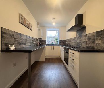 4 bedroom terraced house to rent - Photo 6