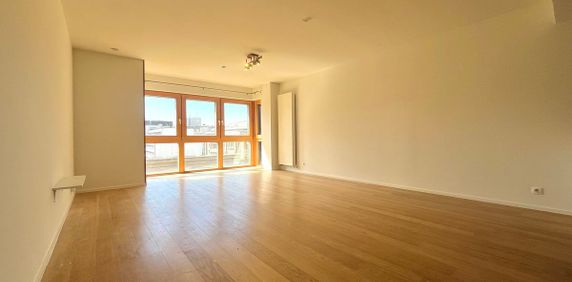Appartement te huur in Etterbeek voor € 1.250 met 1 slaapkamer - Foto 2
