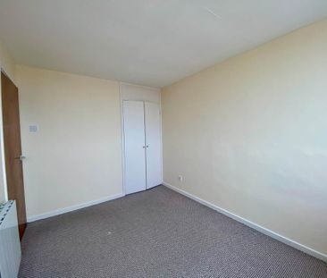 2 bedroom maisonette to rent - Photo 3