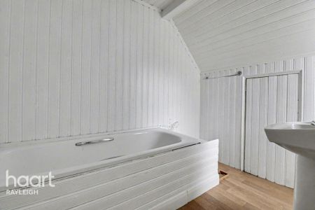 2 bedroom end of terrace house to rent - Photo 5